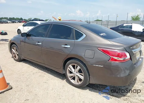 2015 Nissan Altima 2.5 Sv from USA, damaged, VIN 1N4AL3AP1FC279223